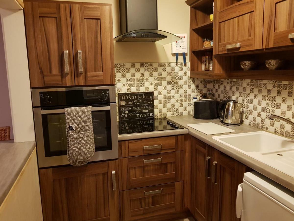 Ethan House Holiday Suites Killarney Dış mekan fotoğraf